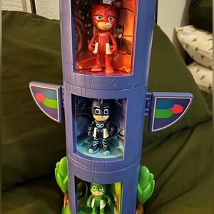 PJ Masks Nighttime & Daytime Figure Tower